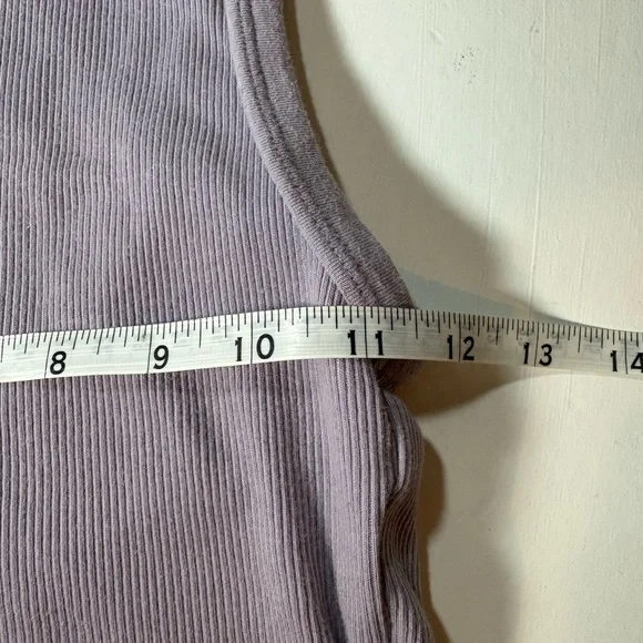 Lavender Ribbed Tank Top - Picture 3 of 3